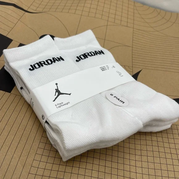 Jordan Athletic White Crew Socks - 6 Pair - Picture 5 of 16